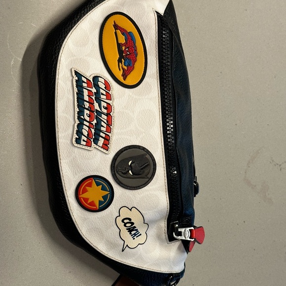 Coach Marvel Warren Belt Bag in Signature Canvas with Patches - Picture 3 of 4